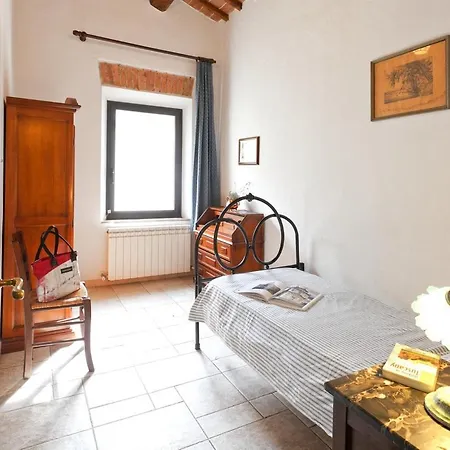 Villa Idyllic Old Charming Near Siena *